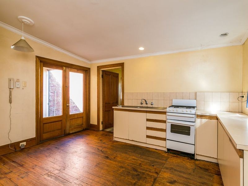 33 Rose Steet, Glenelg SA 5045