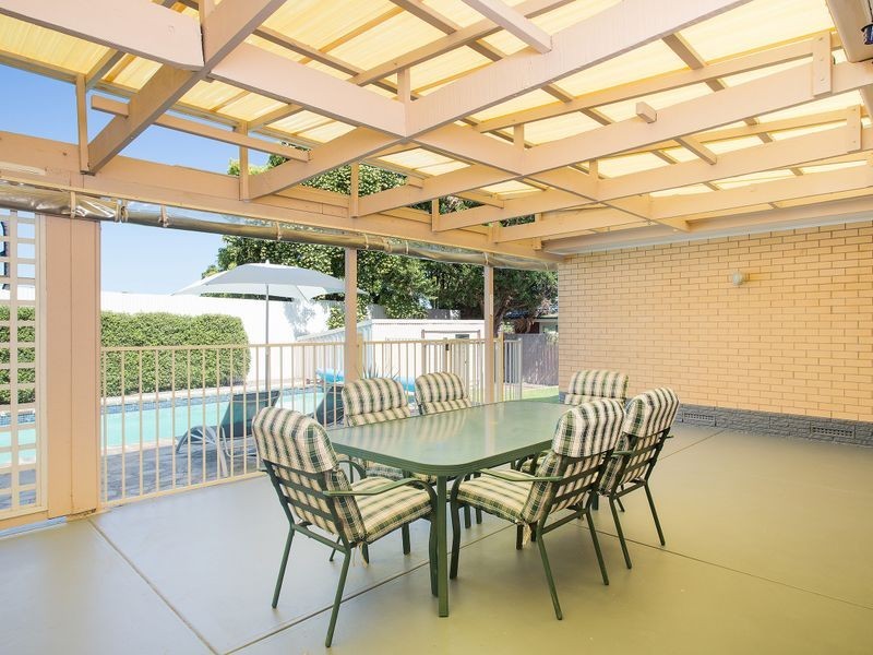 4 Wyoming Way, Happy Valley SA 5159