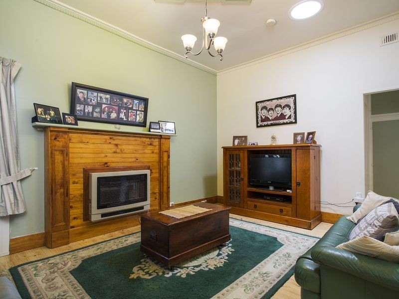 32 Bells Road, Glengowrie SA 5044