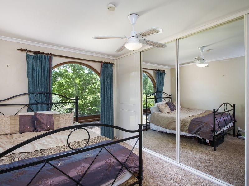 15 Woodham Court, Aberfoyle Park SA 5159