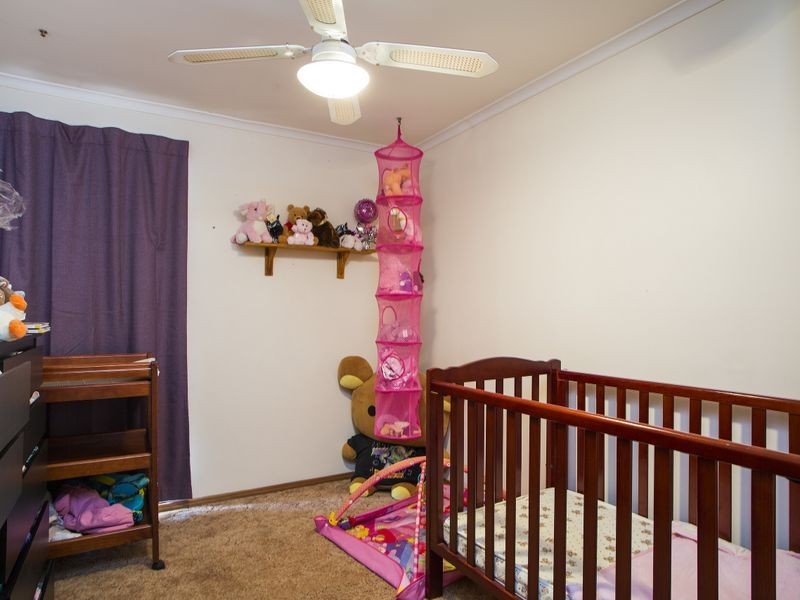 15 Woodham Court, Aberfoyle Park SA 5159