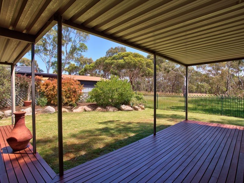 15 Woodham Court, Aberfoyle Park SA 5159