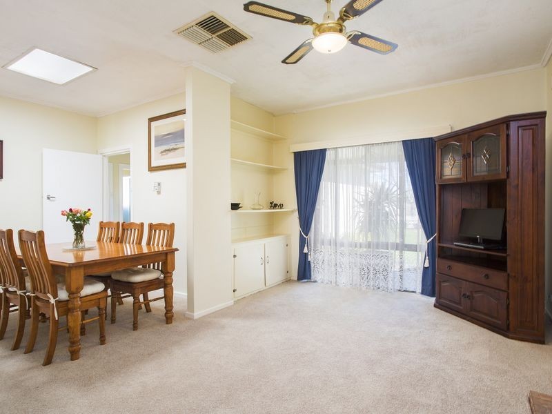 57 Nilpena Avenue, Park Holme SA 5043