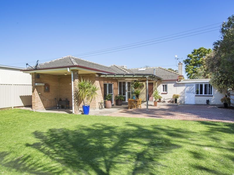 57 Nilpena Avenue, Park Holme SA 5043