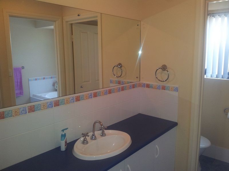 4 Best Close, Woodcroft SA 5162