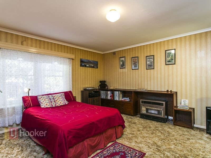 18 Barker Avenue, South Plympton SA 5038