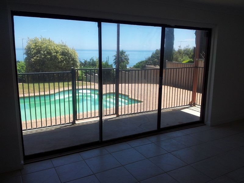 9 Seaview Road, Hallett Cove SA 5158