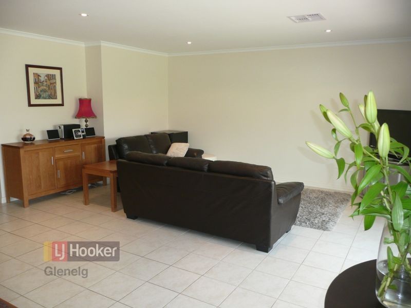 18 Tabard Avenue, Brompton SA 5007