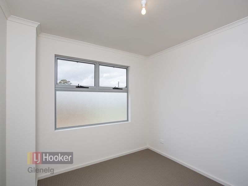 2/13 Castle Road, Christies Beach SA 5165