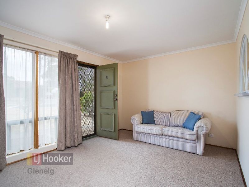 4/14 Windsor Avenue, Clovelly Park SA 5042