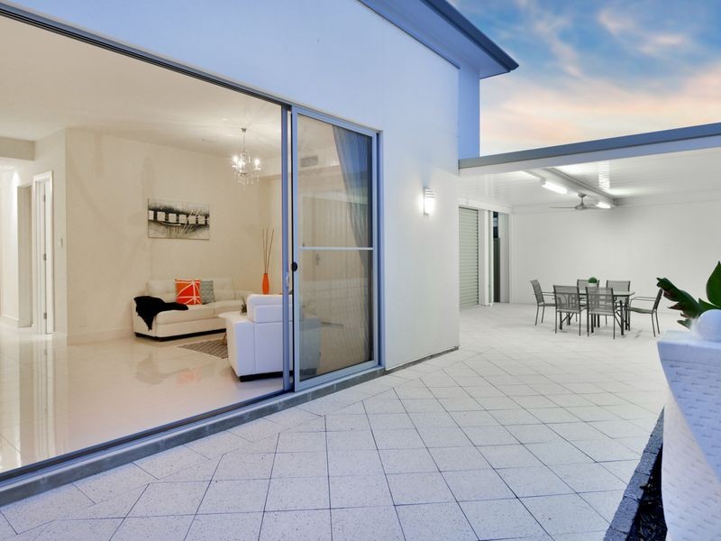 2 Stewart Avenue, Glenelg North SA 5045