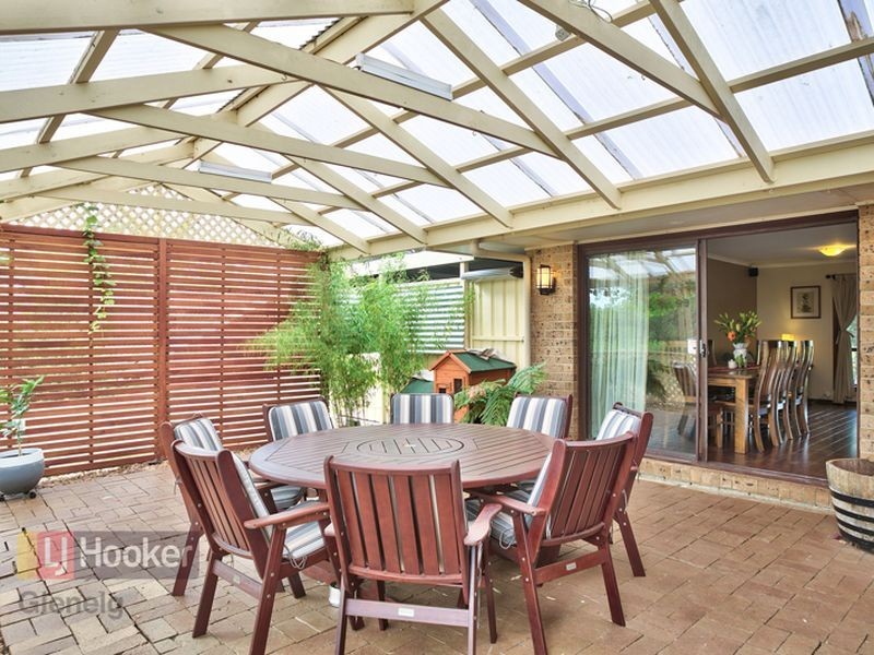8 Jade Crescent, Aberfoyle Park SA 5159