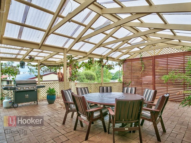 8 Jade Crescent, Aberfoyle Park SA 5159