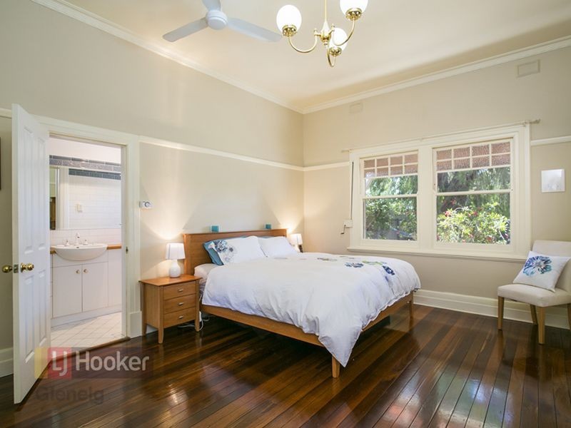 26 Pier Street, Glenelg South SA 5045