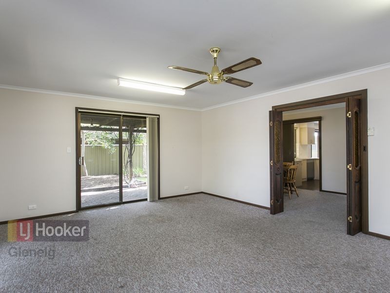 25 Jade Crescent, Happy Valley SA 5159