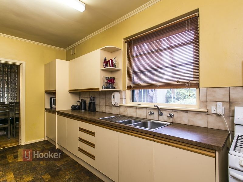 22 Kent Avenue, Warradale SA 5046