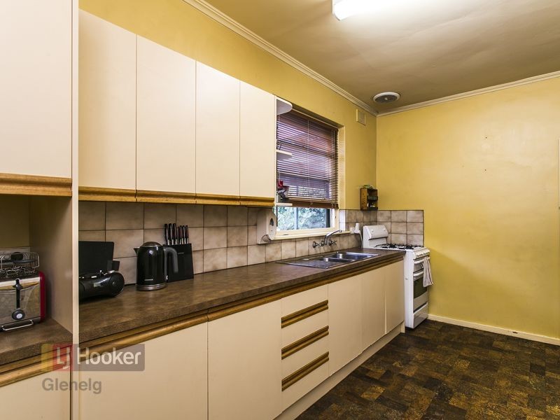 22 Kent Avenue, Warradale SA 5046