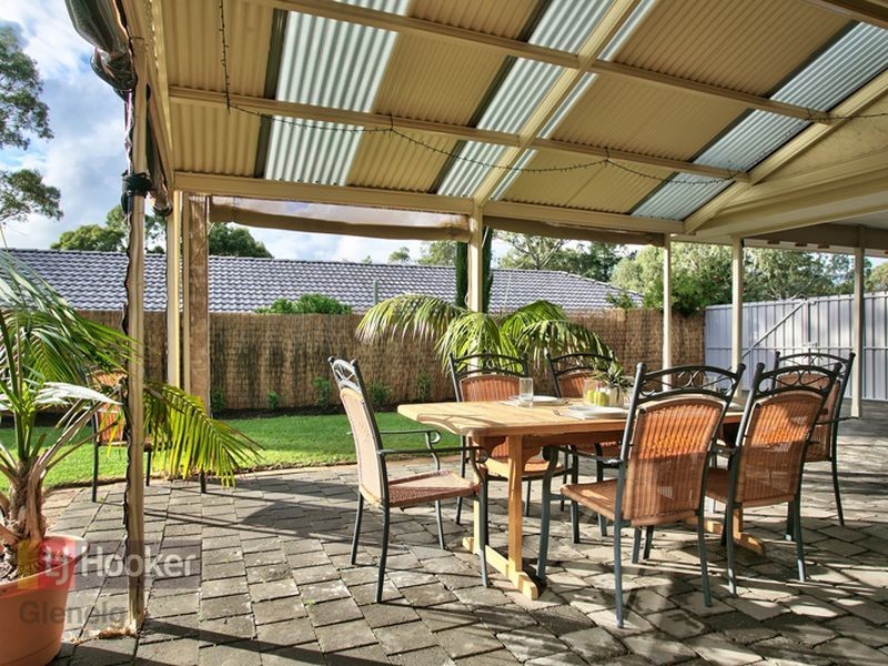 6 Greenfield Rise, Aberfoyle Park SA 5159