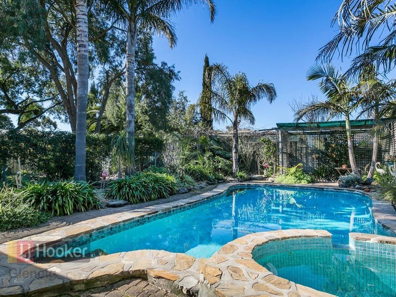 67 Warri Parri Drive, Flagstaff Hill SA 5159
