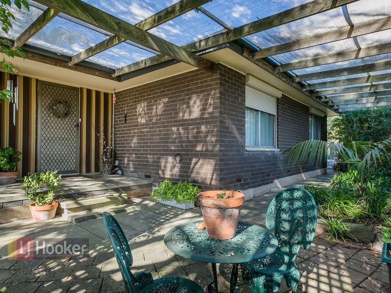 67 Warri Parri Drive, Flagstaff Hill SA 5159