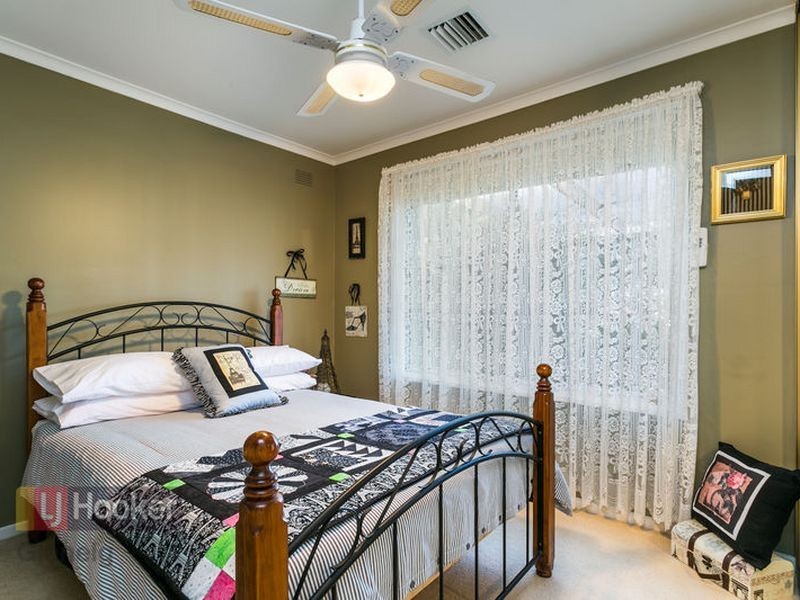 67 Warri Parri Drive, Flagstaff Hill SA 5159