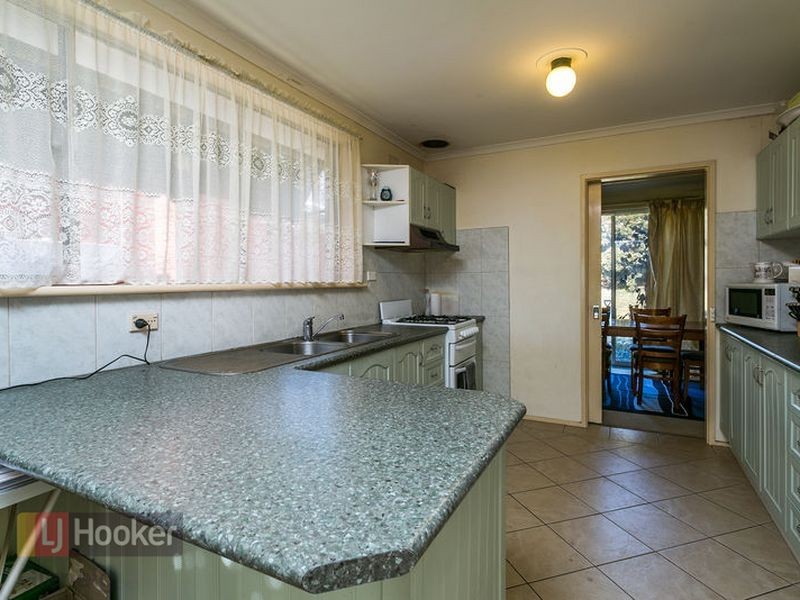 12 Fiveash Drive, Pasadena SA 5042