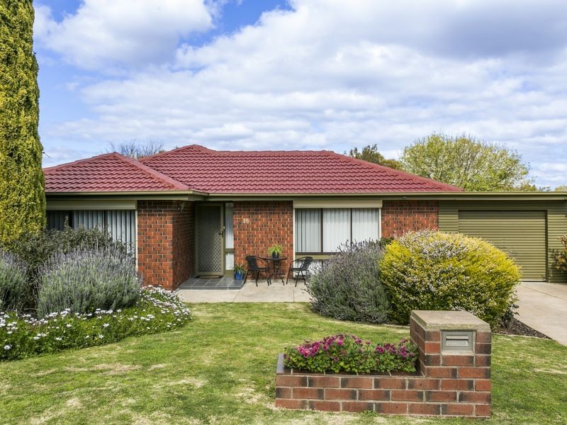 10 Dridan Crescent, Trott Park SA 5158