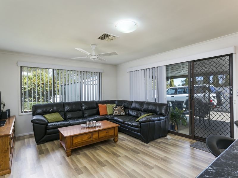 10 Dridan Crescent, Trott Park SA 5158