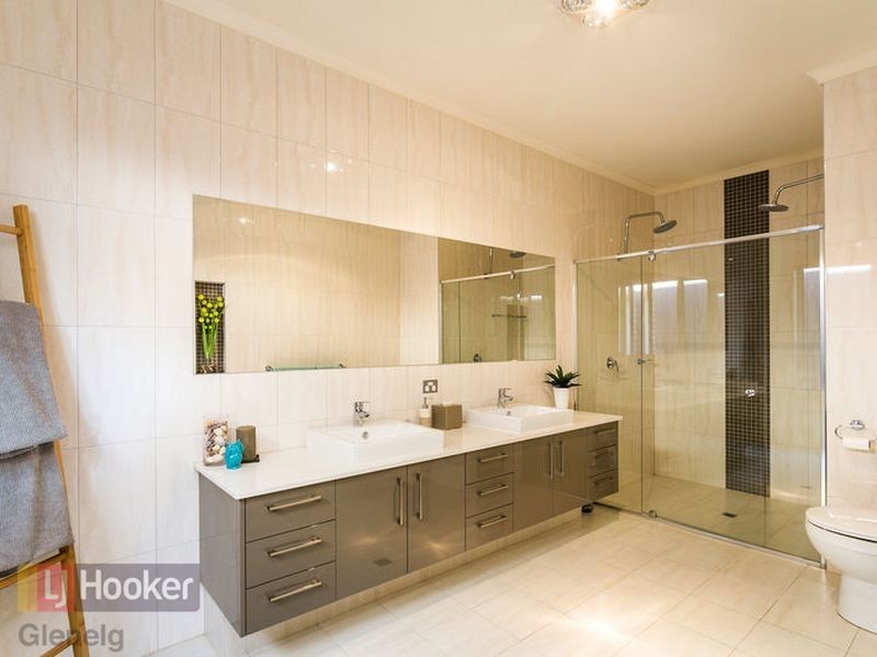 10 Emily Avenue, Clapham SA 5062