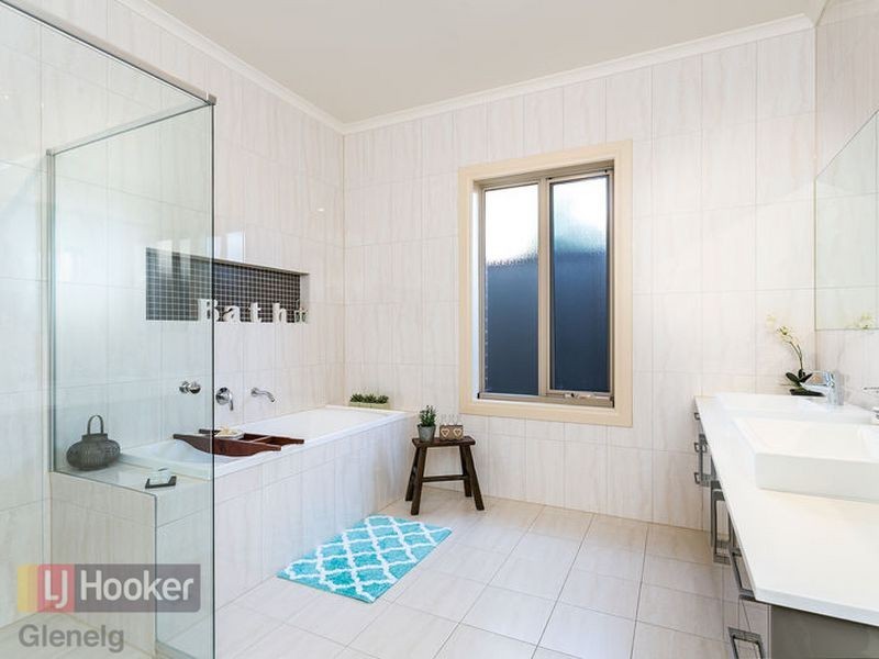 10 Emily Avenue, Clapham SA 5062