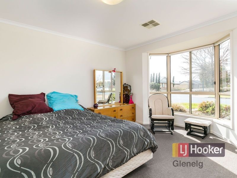 2 Buoy Crescent, Seaford Meadows SA 5169