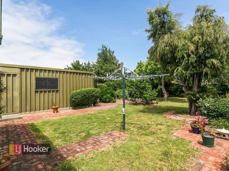 10 Almond Grove, Glandore SA 5037