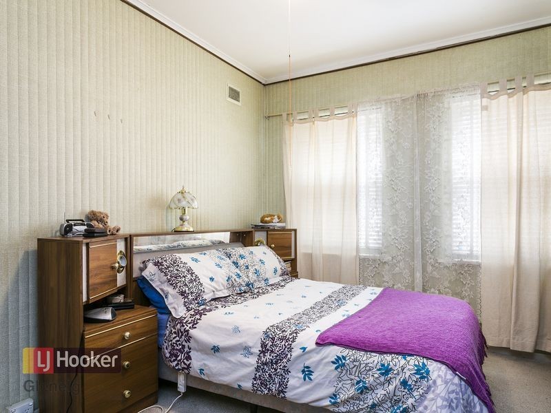 23 Sampson Road, Mitchell Park SA 5043