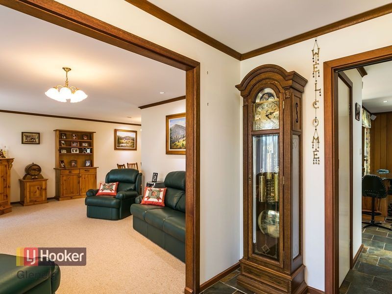 4 Proctor Street, Flagstaff Hill SA 5159