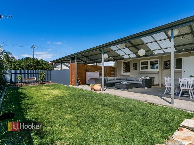 10 Avalon Road, Marion SA 5043