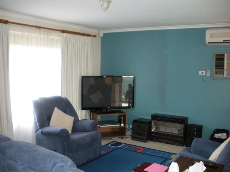 4 Barton Drive, Trott Park SA 5158