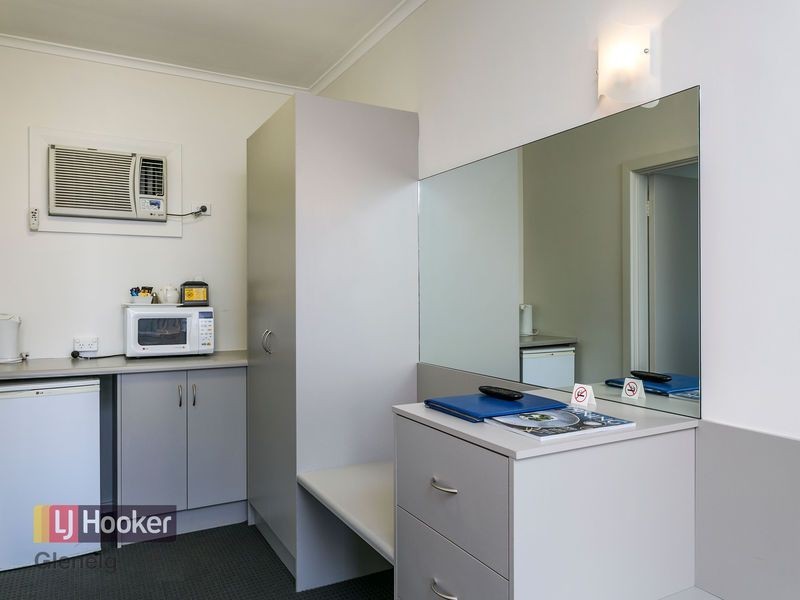 27/18 Moseley Street, Glenelg SA 5045