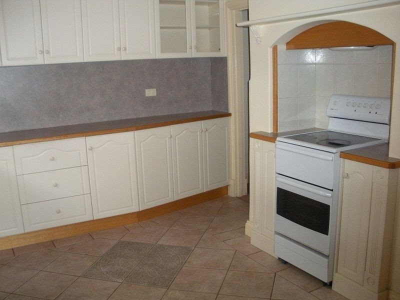 122 Drayton Street, Bowden SA 5007