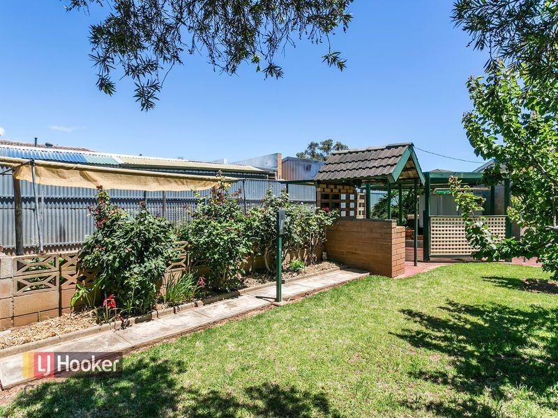 63 Finniss Street, Marion SA 5043