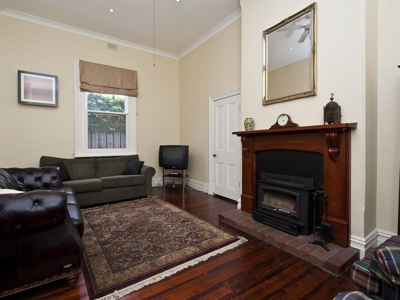 7 Byron Street, Glenelg SA 5045