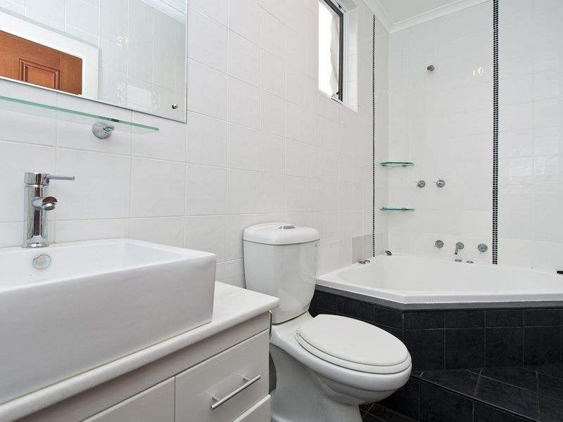 7 Byron Street, Glenelg SA 5045