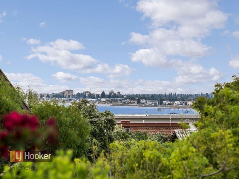 8 Allan Street, Marino SA 5049