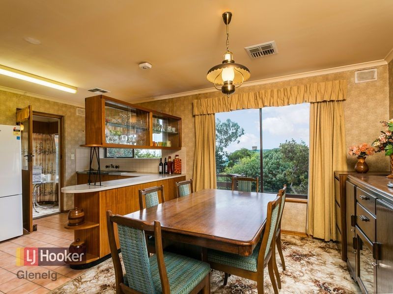 8 Allan Street, Marino SA 5049