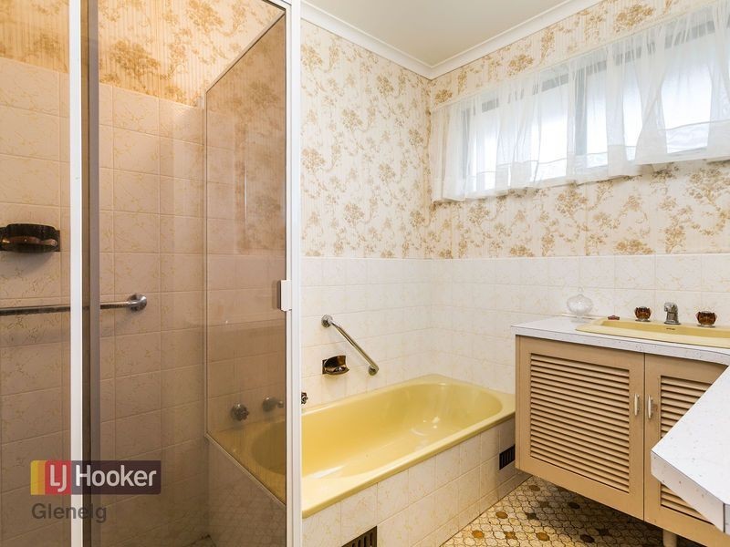 8 Allan Street, Marino SA 5049