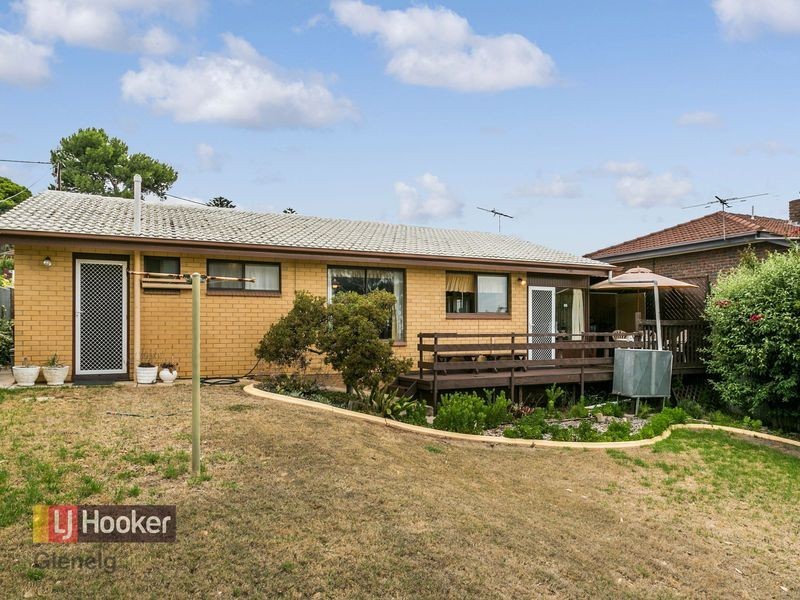 8 Allan Street, Marino SA 5049