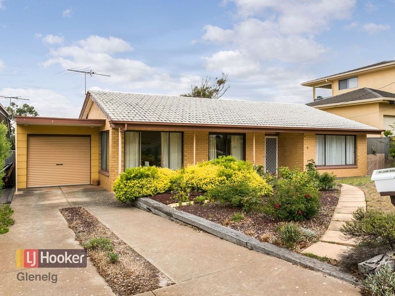 8 Allan Street, Marino SA 5049