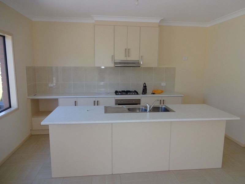 26 White Crescent, Seacombe Gardens SA 5047