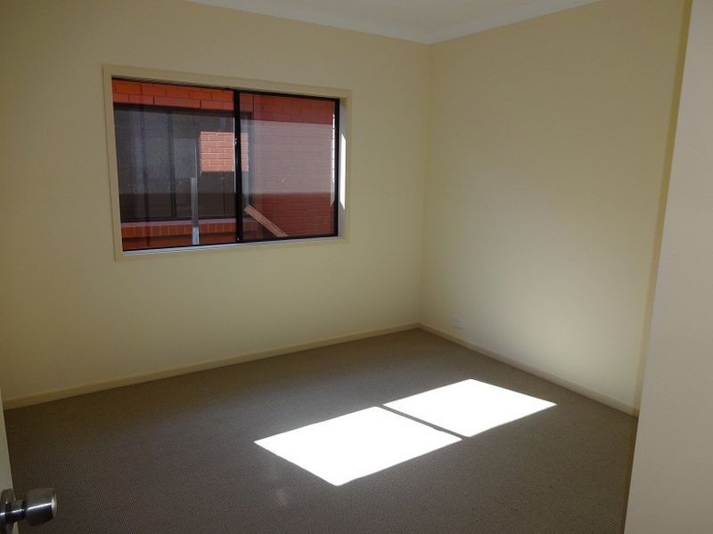 26 White Crescent, Seacombe Gardens SA 5047