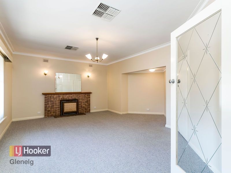 32 Richardson Avenue, Glenelg North SA 5045