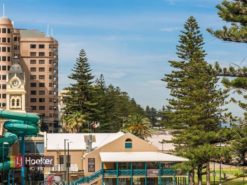 414/19 Holdfast Promenade, Glenelg SA 5045